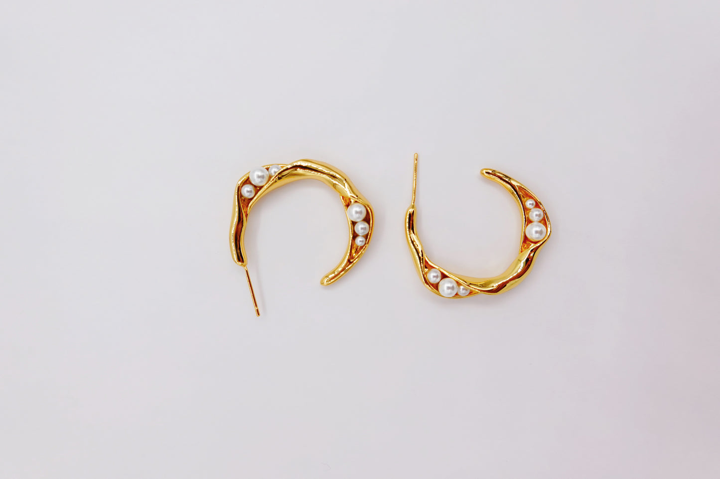 Pea Pod Stud Earrings