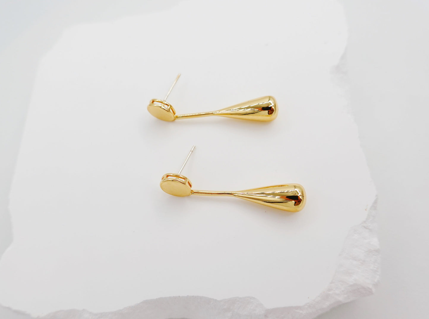 Gold Raindrop Earrings