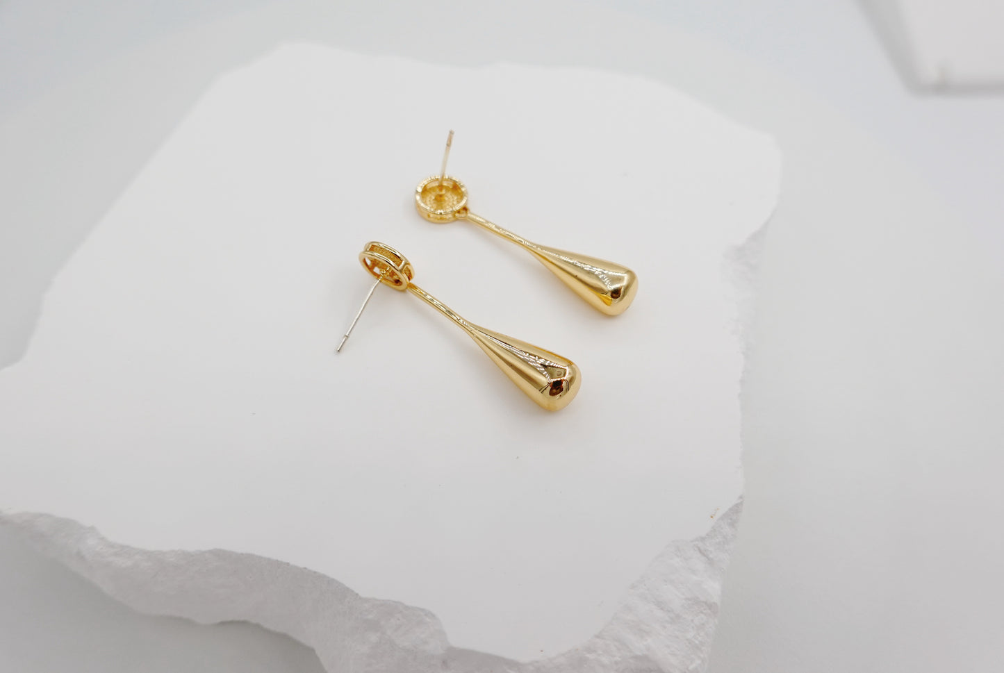 Gold Raindrop Earrings