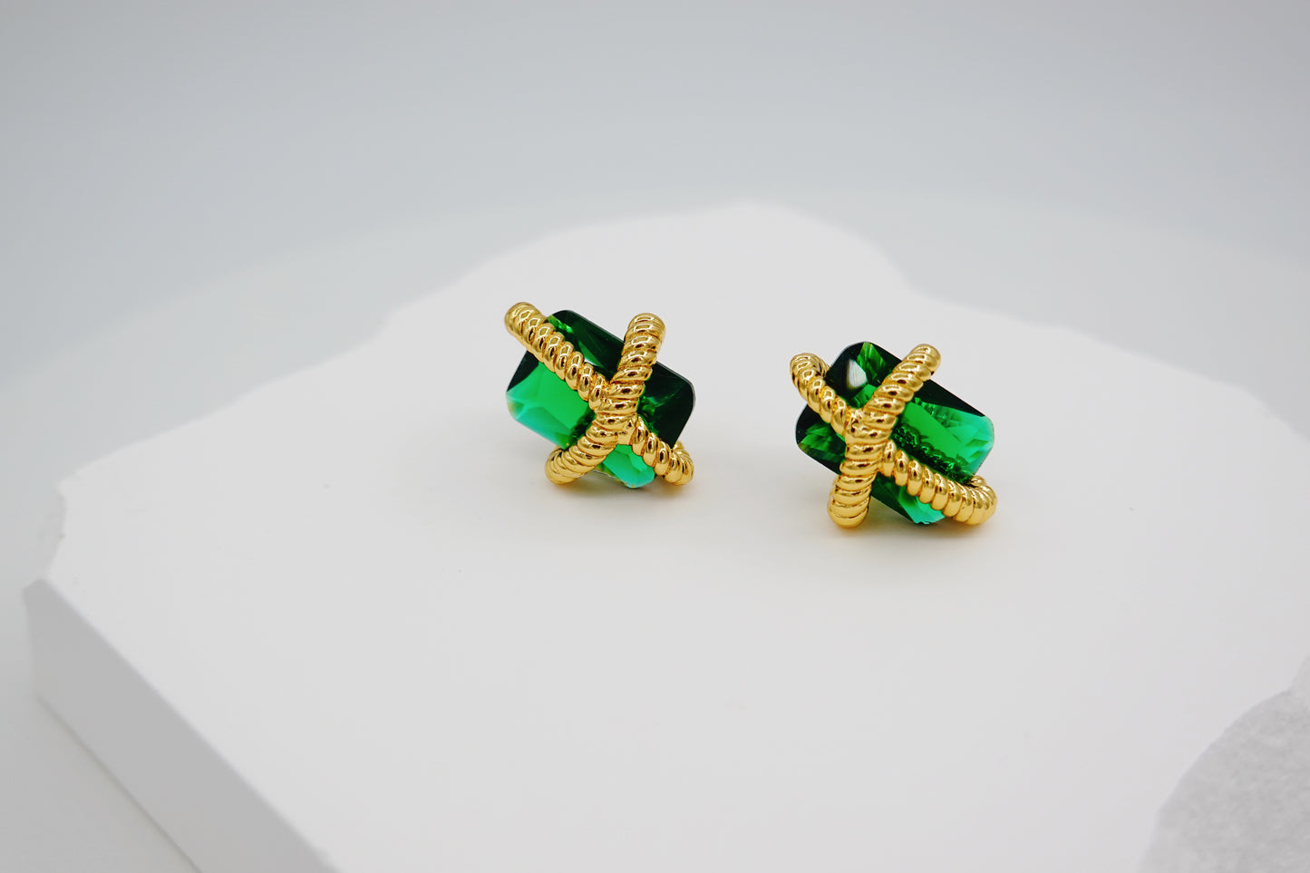 Ribbon Gem Stud Earrings